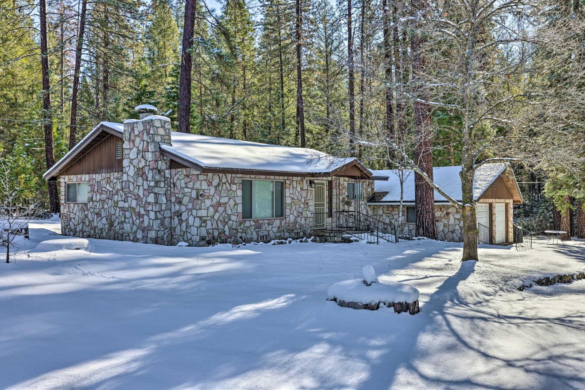 Riverfront Home Near Yosemite National Park! Groveland Luaran gambar